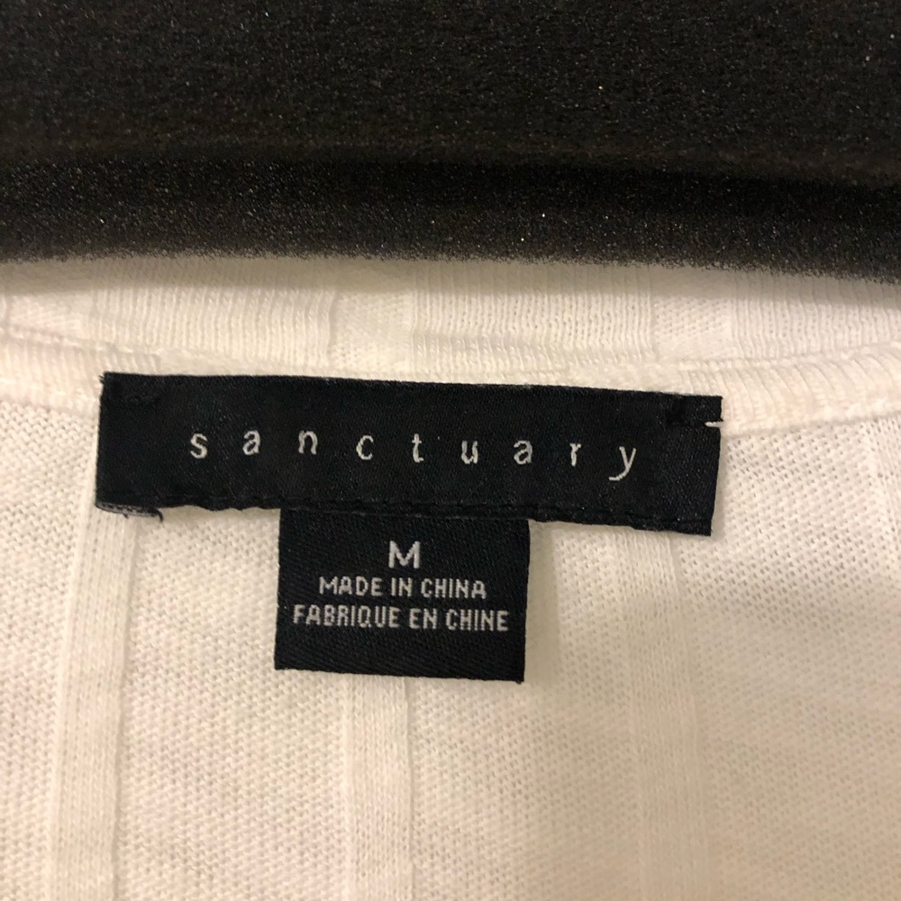 Sanctuary White Top with 3/4 Sleeve in EUC - Picture 3 of 5